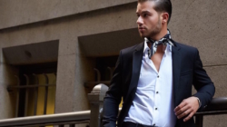 Le foulard, l’accessoire du dandy