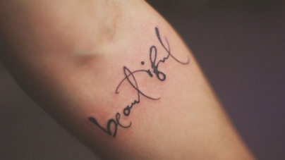 La tendance du tatouage discret