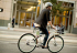 Quels sont les avantages des vélos électriques dans les grandes villes ?