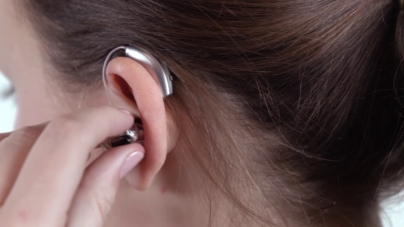 Pourquoi est-il important de porter vos appareils auditifs toute la journée ?
