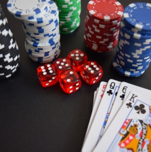 Quelles sommes jouer au casino pour ne pas se ruiner : nos conseils !