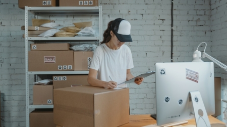 L’intérêt de passer à l’emballage carton par rapport au plastique en e-commerce