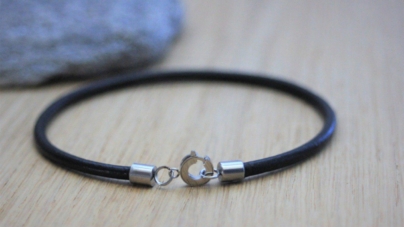 Pourquoi porter un bracelet menotte ?