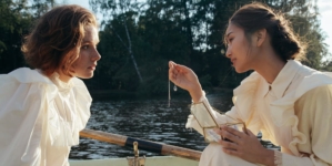 Le charme intemporel des colliers ras de cou coquillage