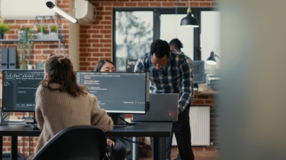 Outils essentiels pour l’entreprise moderne : au-delà de la suite bureautique traditionnelle