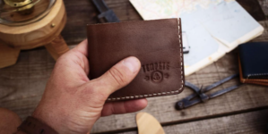 Portefeuille en cuir artisanal : comment le choisir pour elle et pour lui